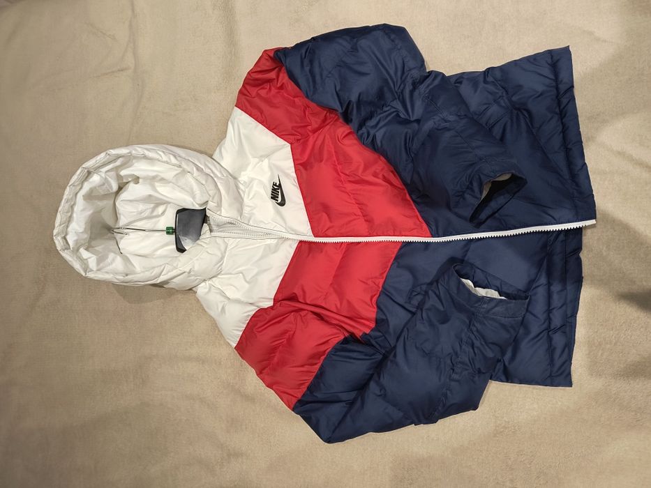 Зимно яке Nike за момче 147-158 см