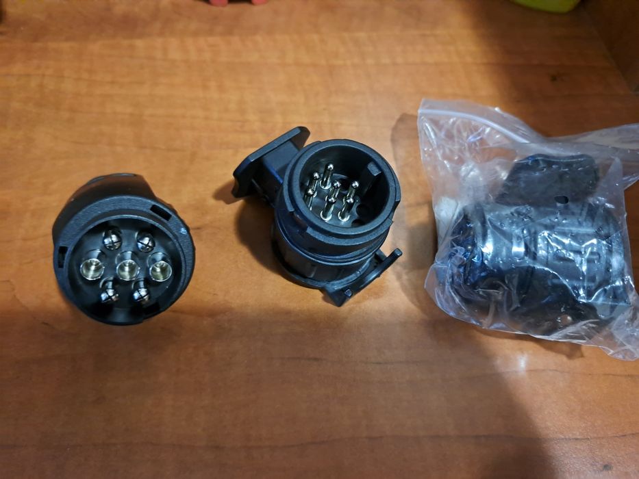 Adaptor remorca ,rulota, platforma  de la 13 pini la 7 pini sau invers