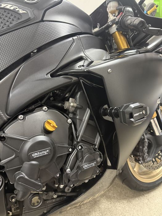 Yamaha R1 2009 RN22 Big Bang