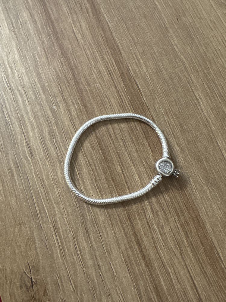 Гривна Пандора кралица Pandora