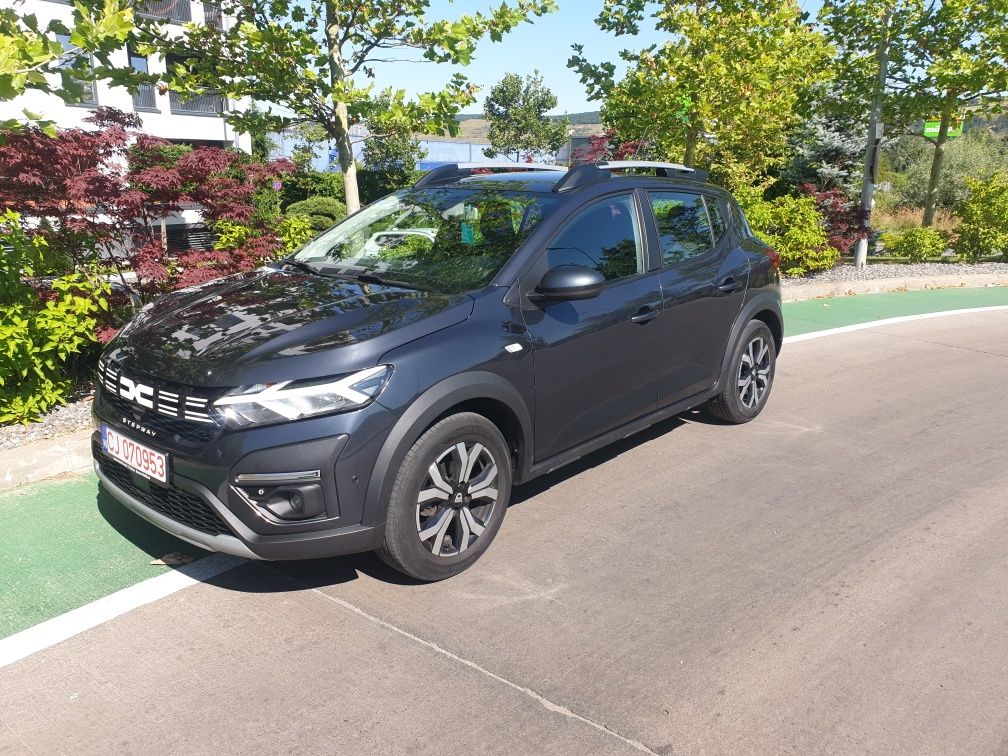 Vând Dacia sandero Stepway