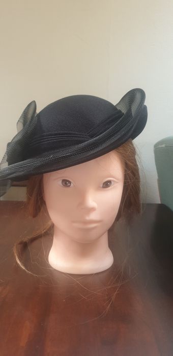 Pălărie pentru nuntă