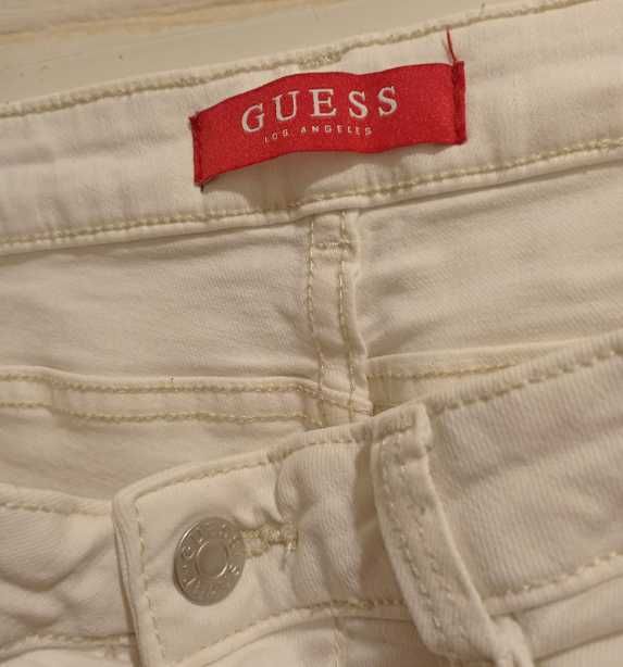 Оригинални дамски дънки Guess