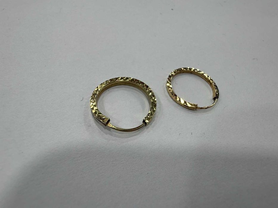 Елегантни дамски обици - 0.56г.