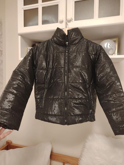 Късо зимно яке размер S-M