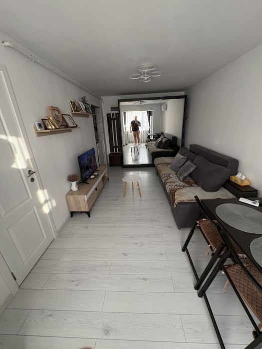 Garsoniera de vanzare