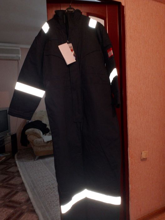 Продается зим спецовка