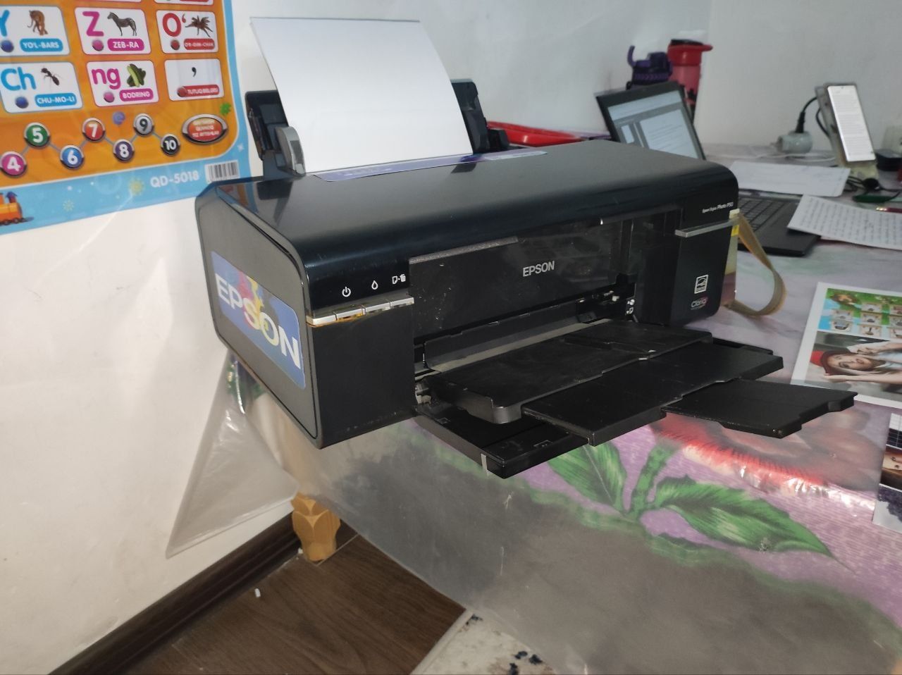 Epson P 50 dyuzi 100% rasmga qarang chiqarishi idialni. 6000 ta prabek