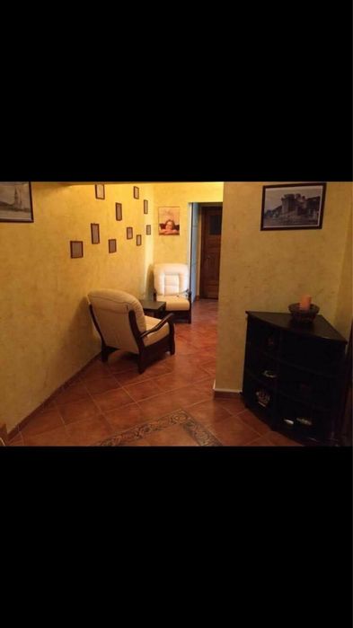 Inchiriez apartament 3 camere