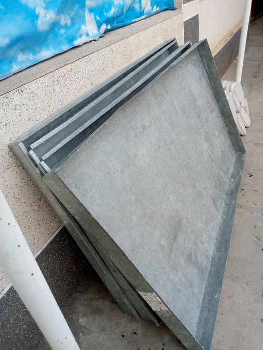 Bodya sotiladi. Razmerlari rasimda bor