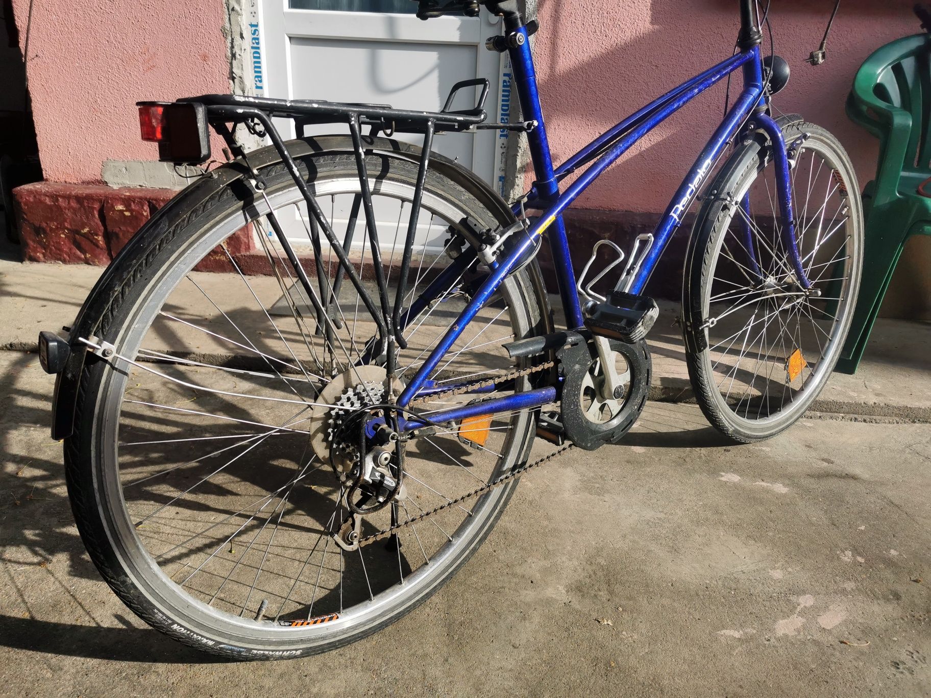 Vând bicicleta dama roti 28