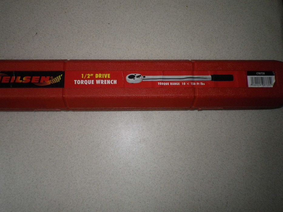 Динамометричен ключ NIELSEN с обхват от 14 Nm до 207 Nm