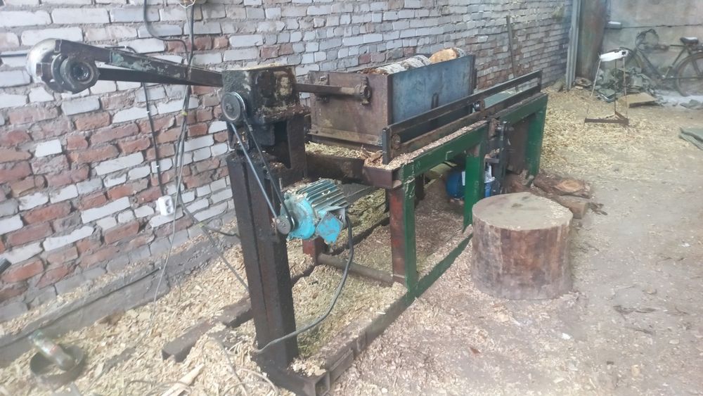Продам станок по производству стружки опилки