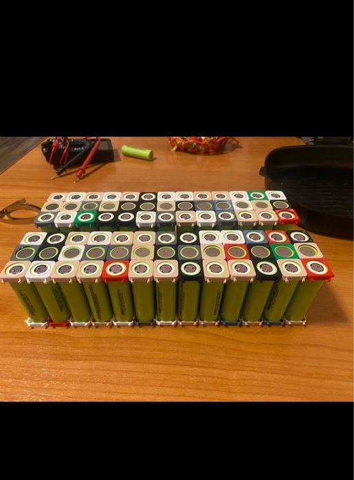 Reparatii/Confectionez baterii Li-Ion celule LG MH1 3200