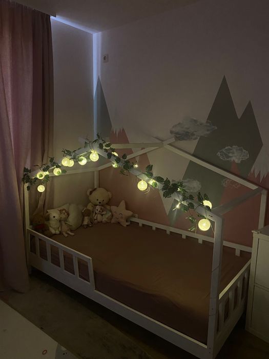 Детско легло къщичка Монтесори + матрак, размери 190х90см.