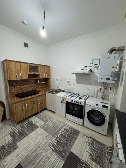 Yangidarxonda 3 xonali uy SROCHNO SOTILADI