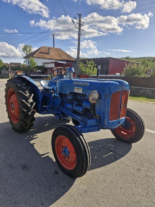 Tractor Ford 45cp