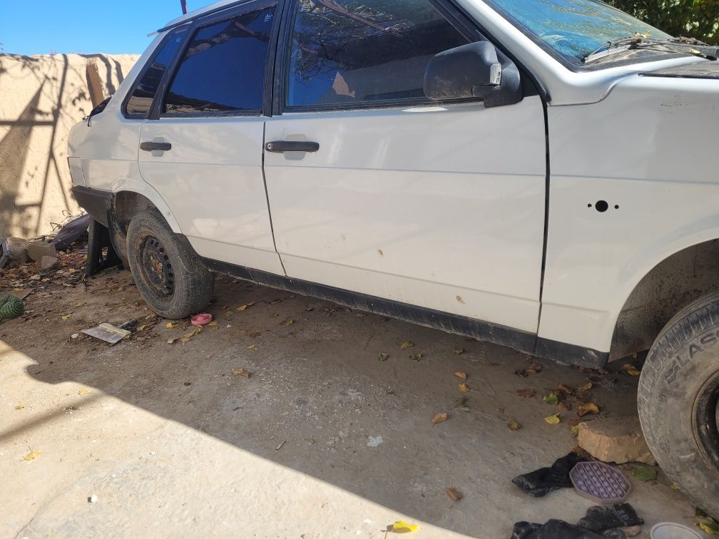 Lada 99 sotiladi