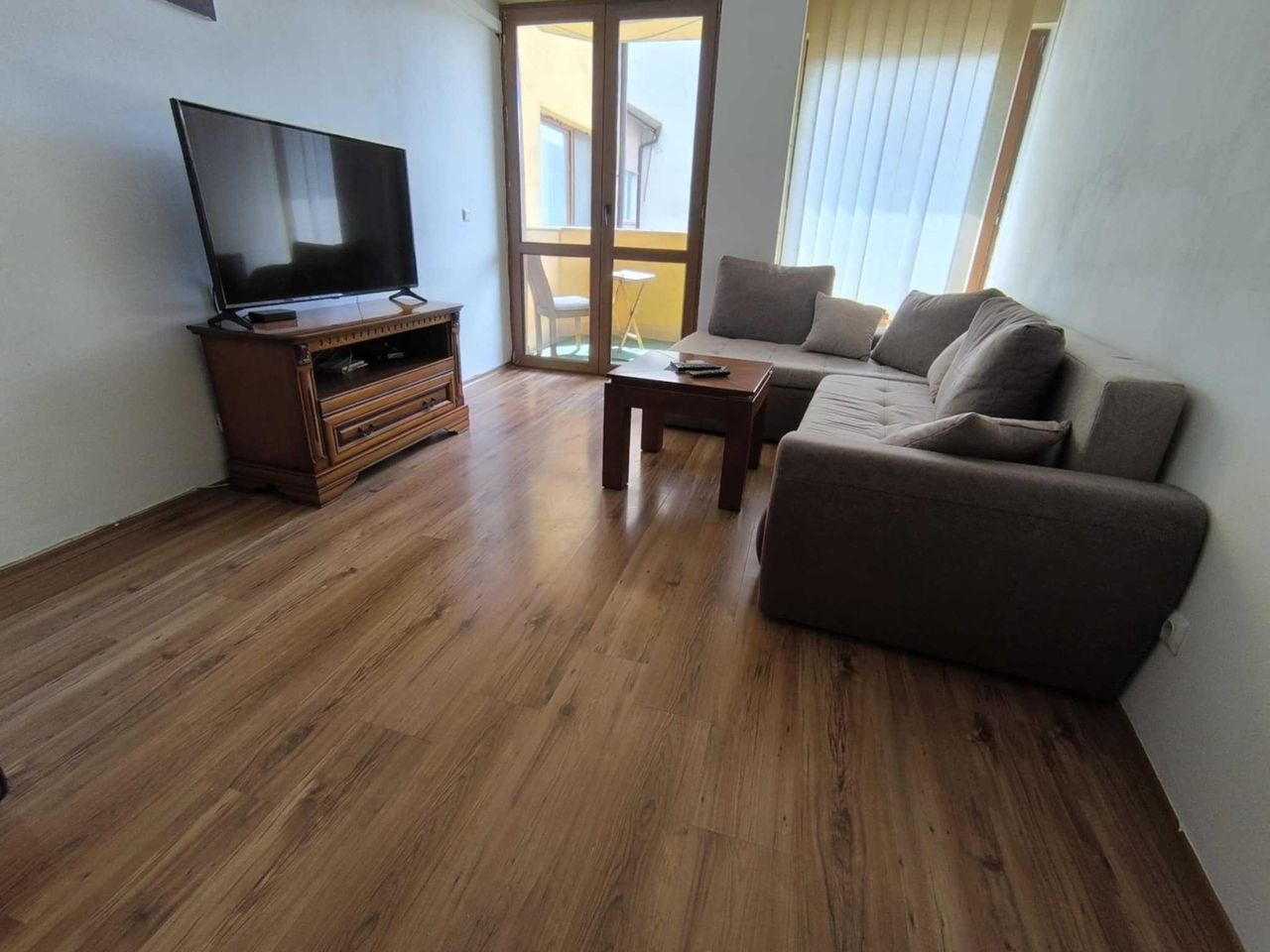 Дава се под наем Тристаен апартамент в София, Център - 100 кв.м за 870 € - Снимка #6