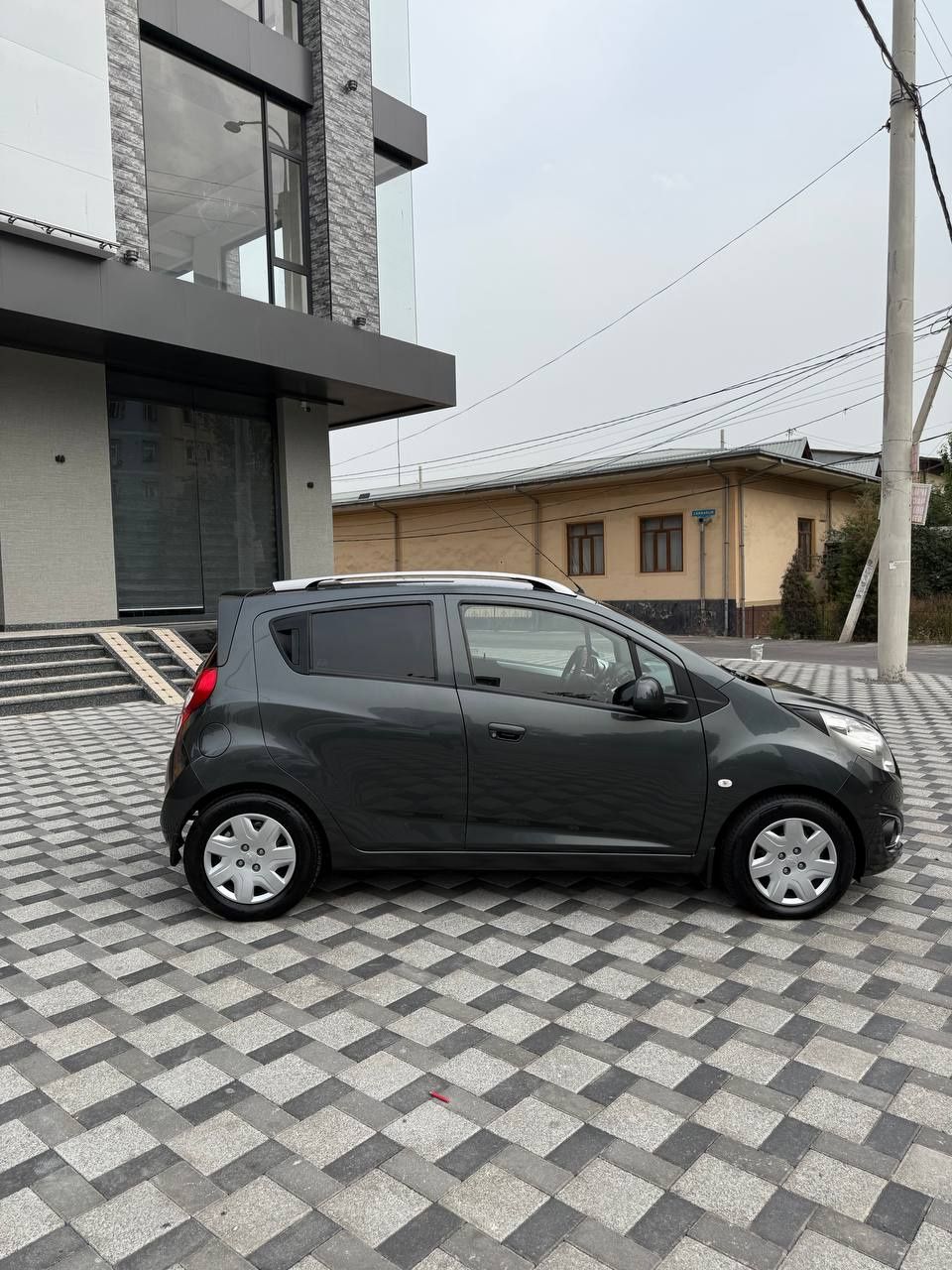 Srochno Avtomat Spark Sotiladi