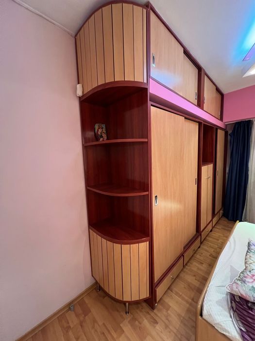 mobila dormitor stare buna