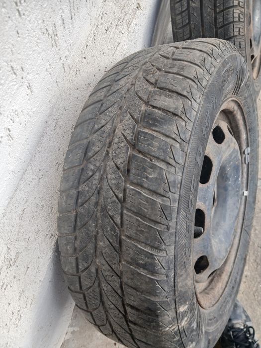 Vand doua roti R14 si R15