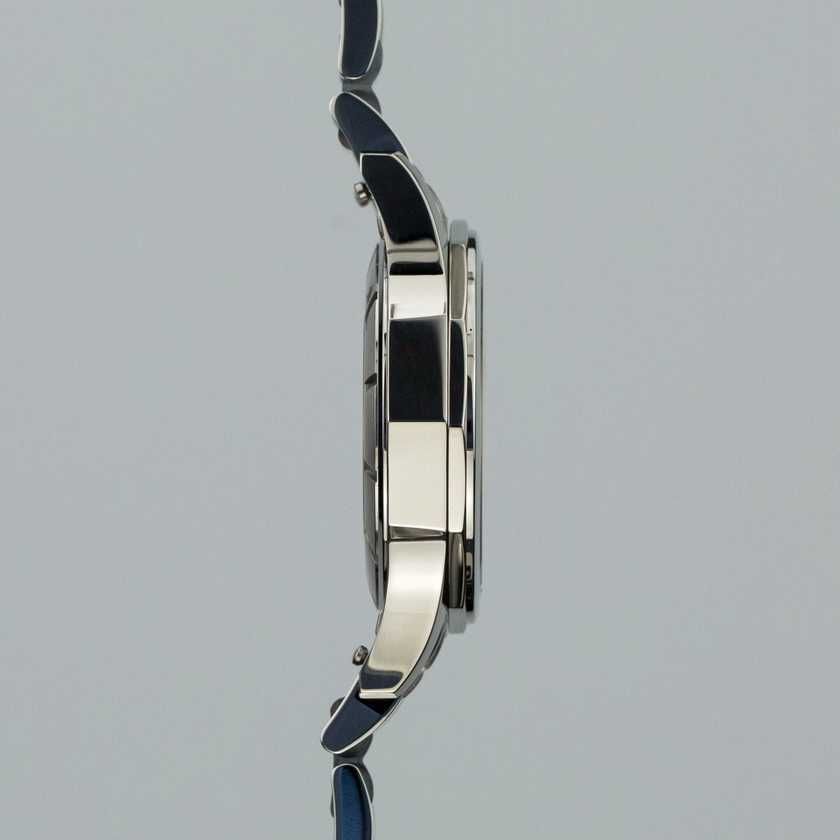 Corum Admiral Legend 32mm A400/03074 Lady - Промоция!