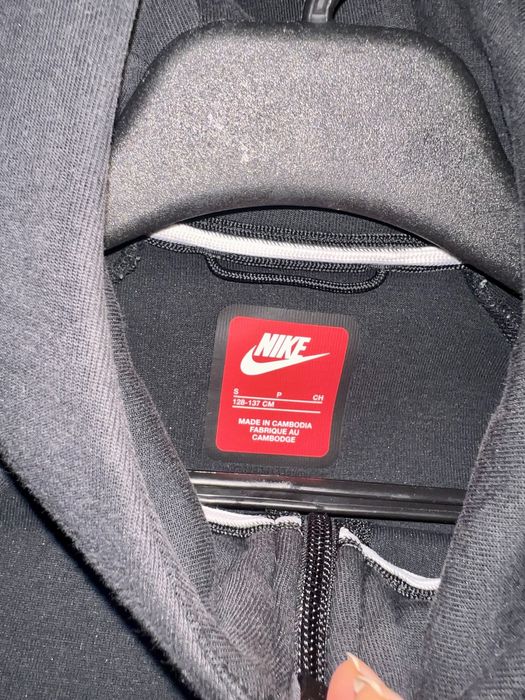 NIKE Tech Fleece суитчъри – като нови! XS и S
