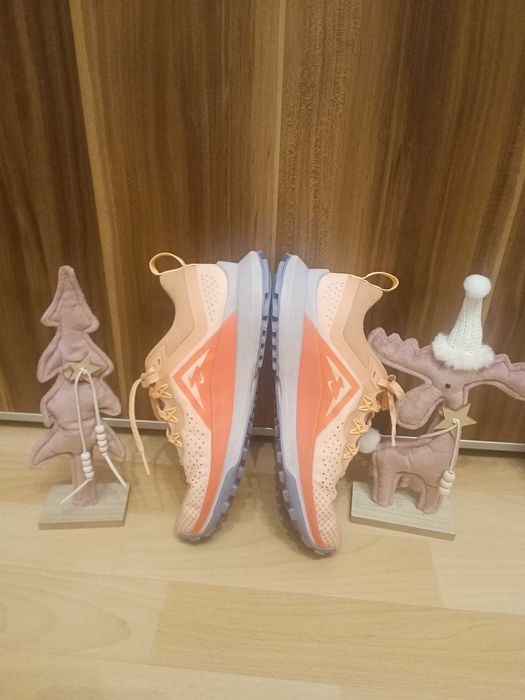 Оригинални Дамски маратонки Nike