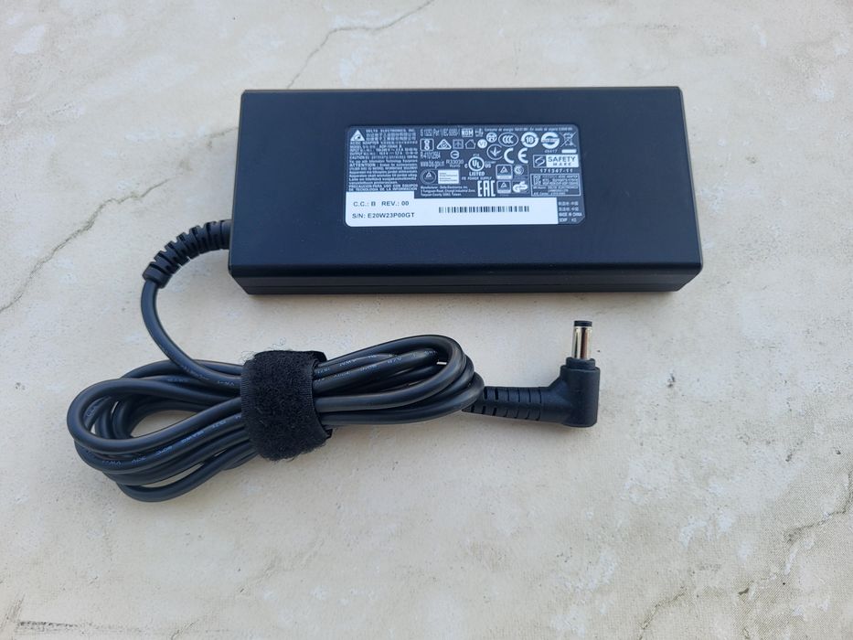 Incarcator laptop MSI 19,5V 7,7A 150W mufa 5,5x2,5mm