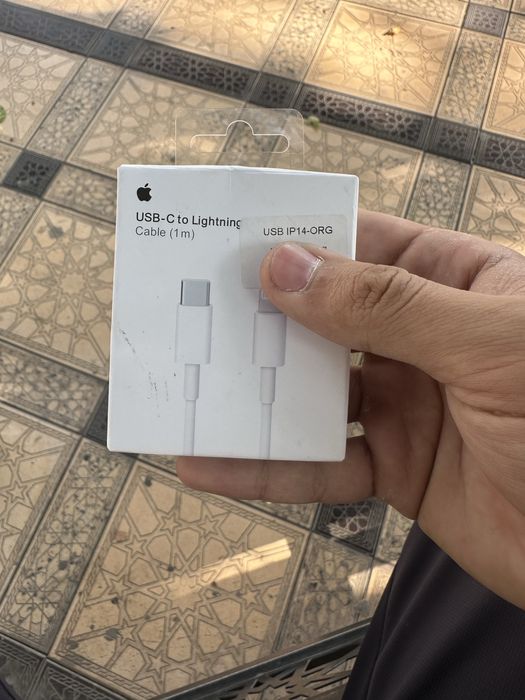 Зарядчик доя iphone