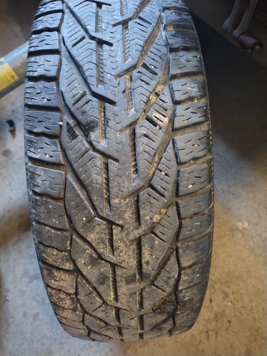 Cauciucuri de iarna cu jante de tabla