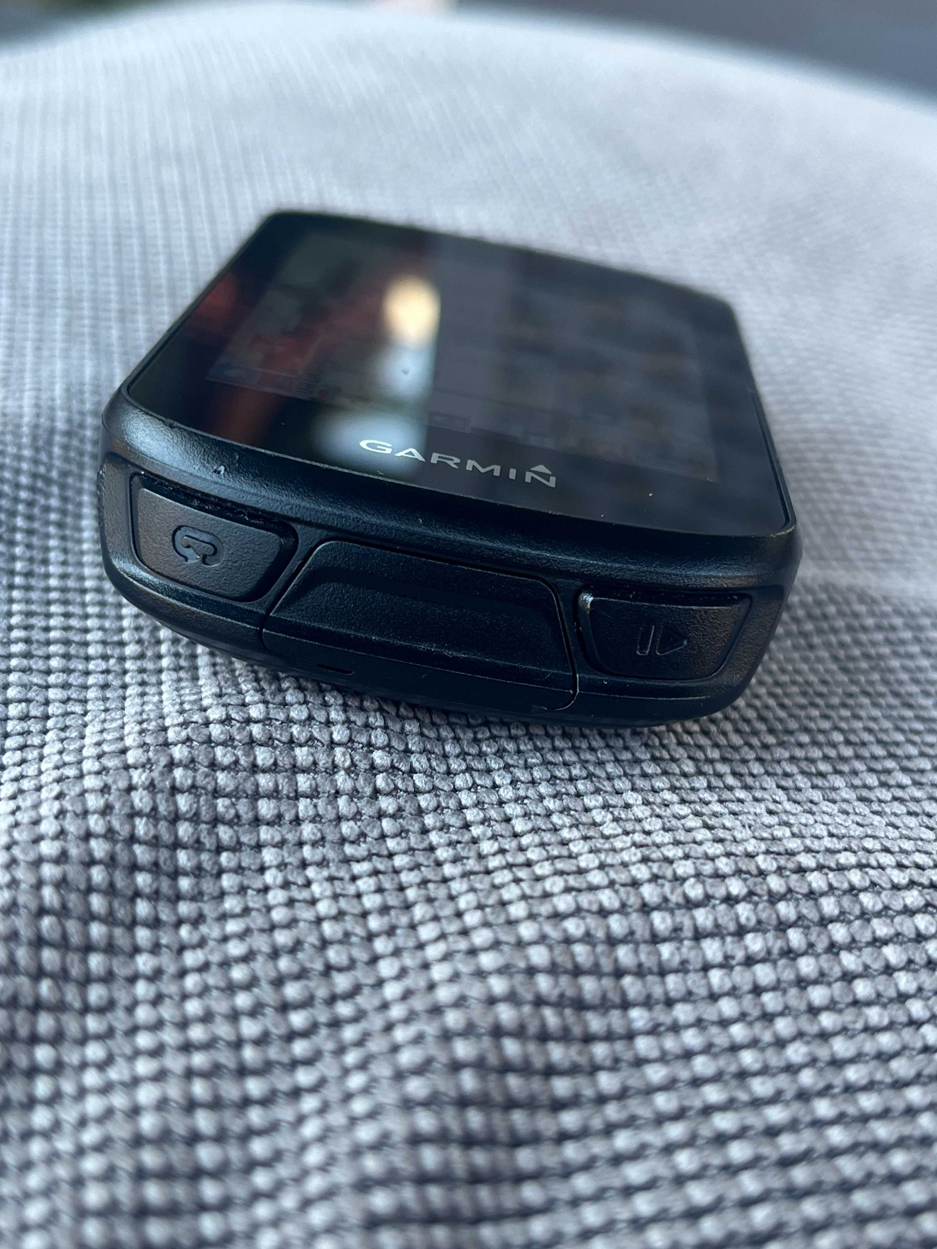 Garmin Edge 530 + сензори за каданс и скорост + кейс и протектор