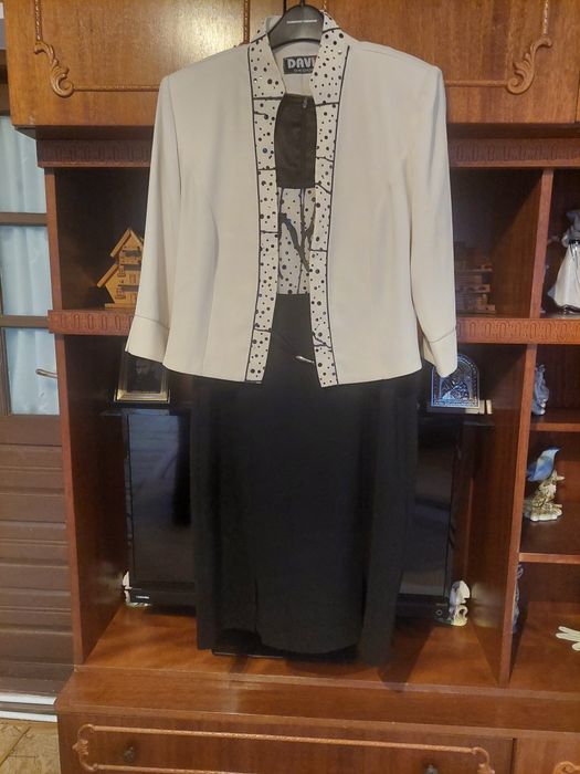 Îmbrăcăminte de ocazie