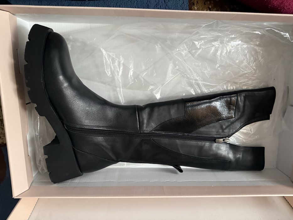 Сапоги 38 размер Basconi