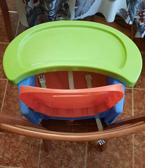 Бебешко столче за хранене и игра