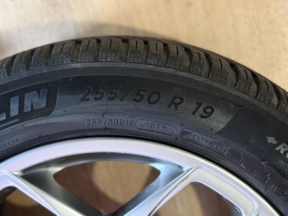 Vand jante bmw in stare perfecta R19