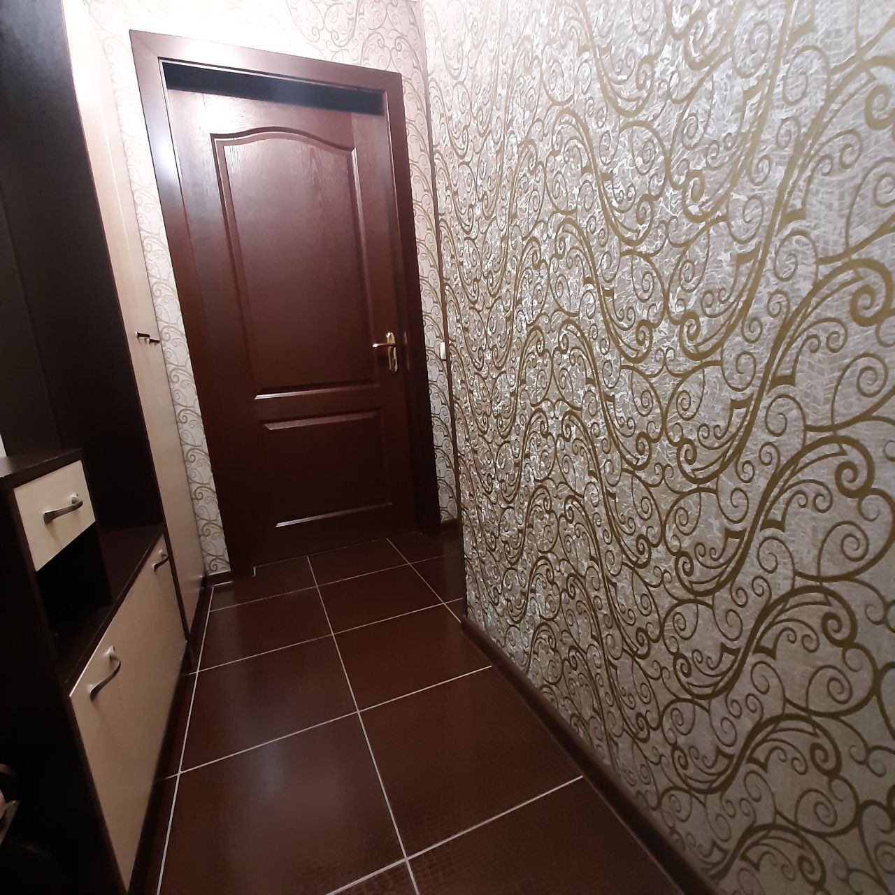 Продается 2 ком квартира ТТЗ 1.Диадора