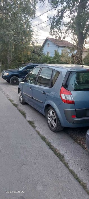Продавам всички екстри за модела