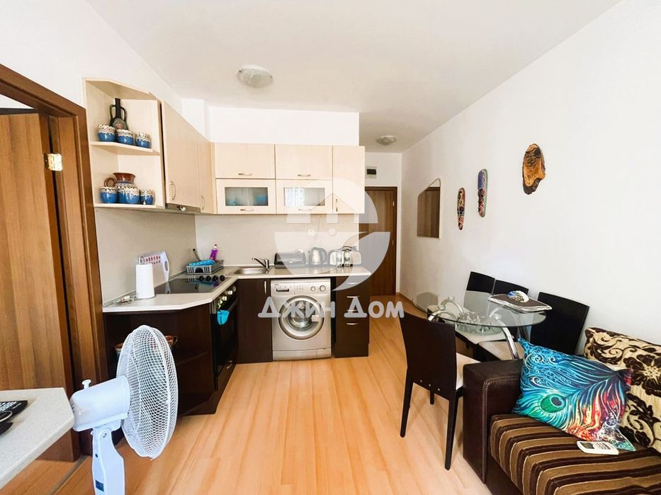 Продава се Двустаен апартамент в к.к. Слънчев бряг - 50 кв.м за 830 €/кв.м - Снимка #1