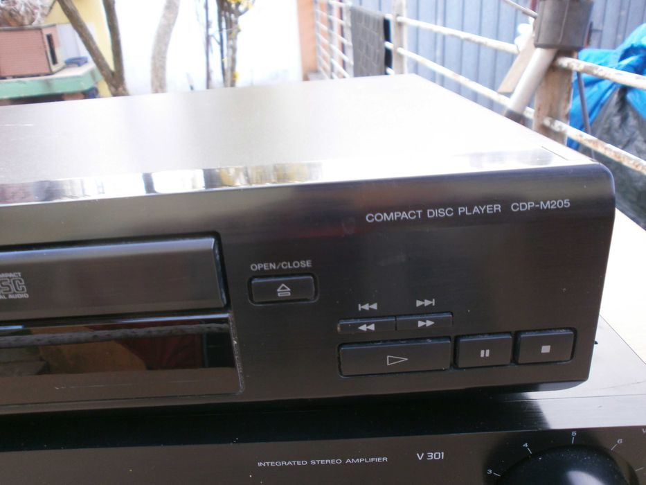 cd sony cdp m205 si m19, nu teac sau onkyo