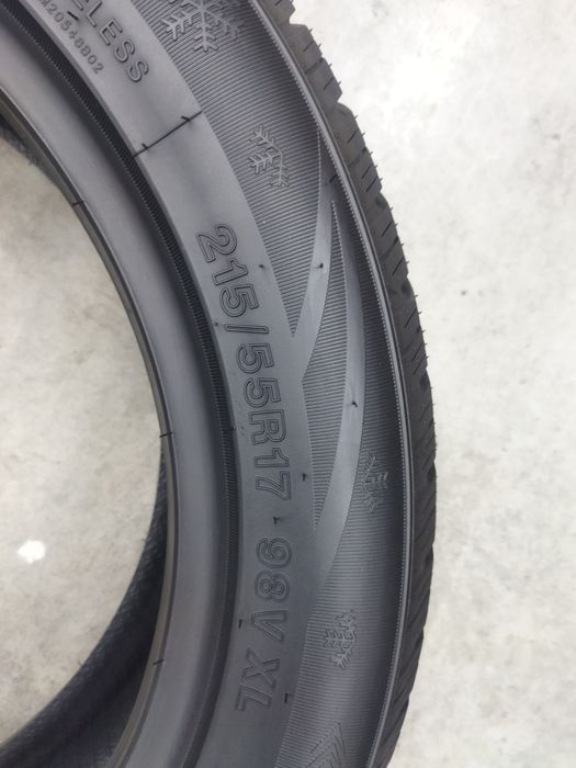 Ilink snowgripeer 215/55/17