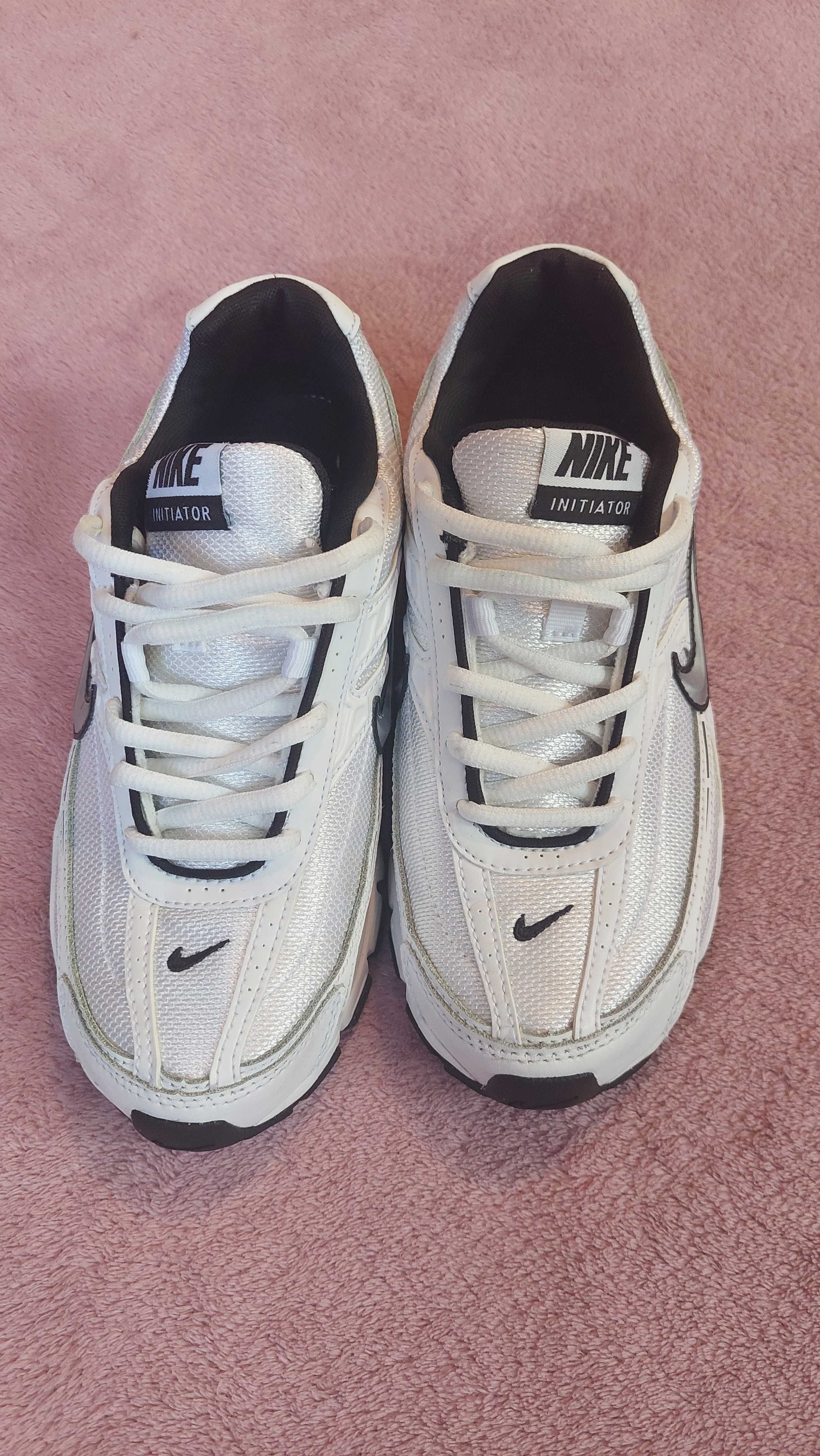 Маратонки Найк Nike