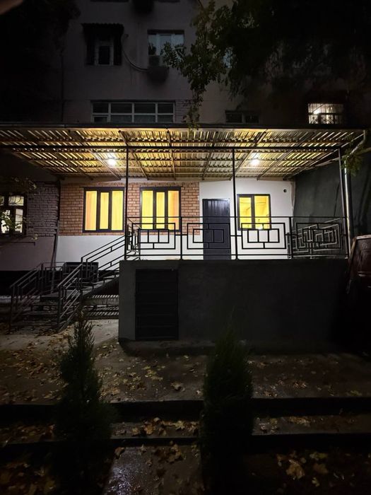 Продается квартира Юнусабад 3кв. 4/1/4