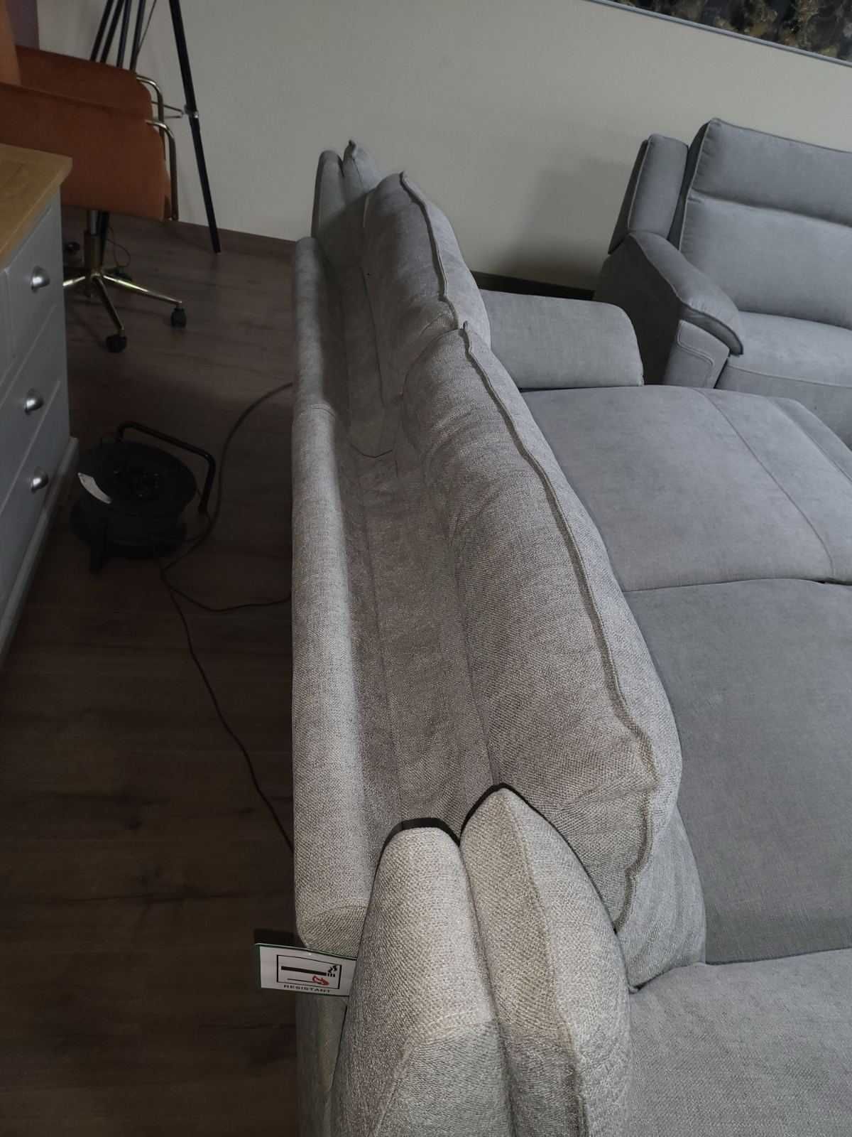 Комплект светло сиви дивани от плат две тройки