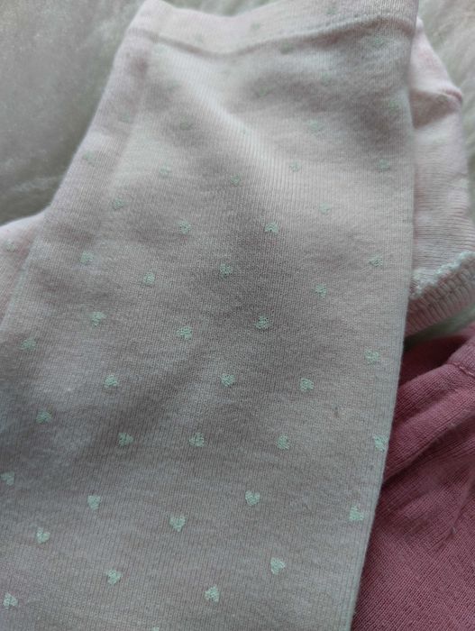 Продавам лот бодита и пижами Petit Bateau 95