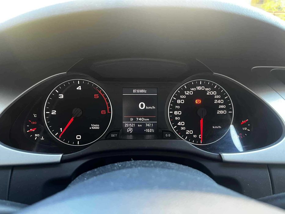 Audi A4 Sedan 2.0 tdi