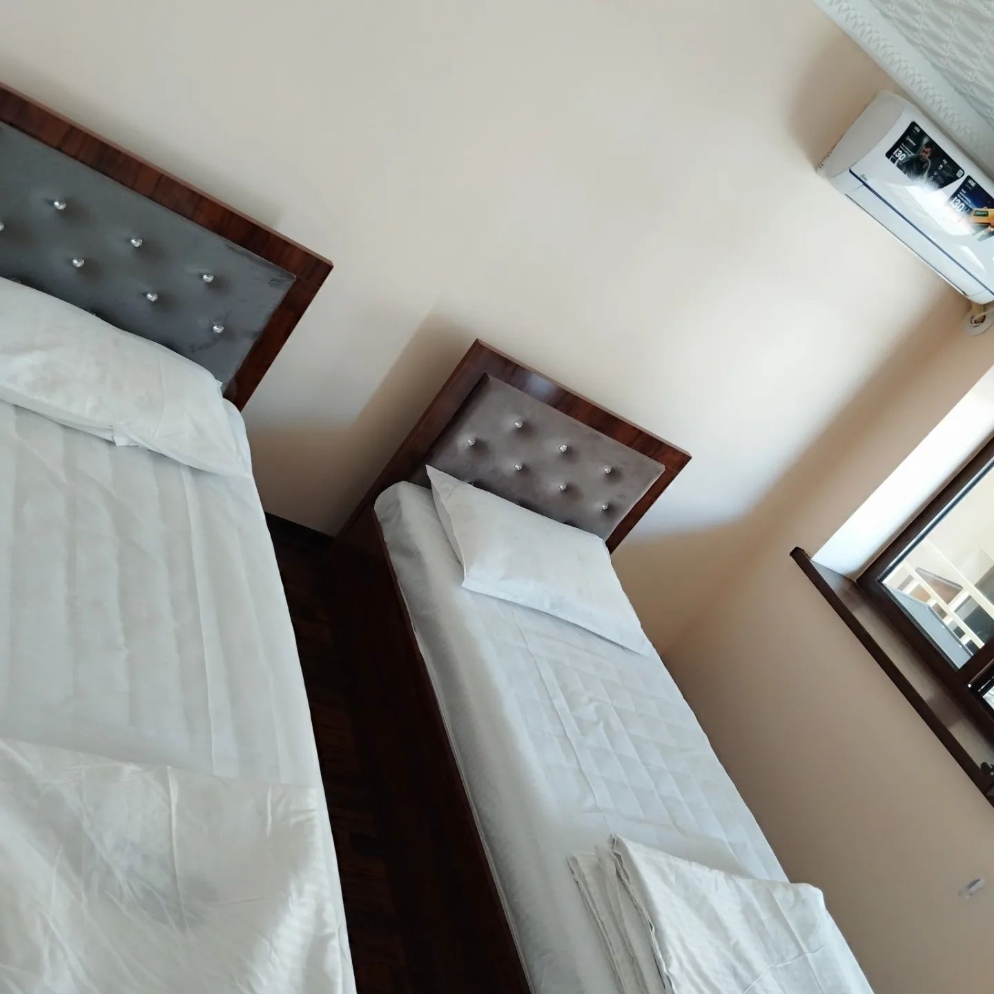 Mexmonxona hotel гостивайа дом hostel
