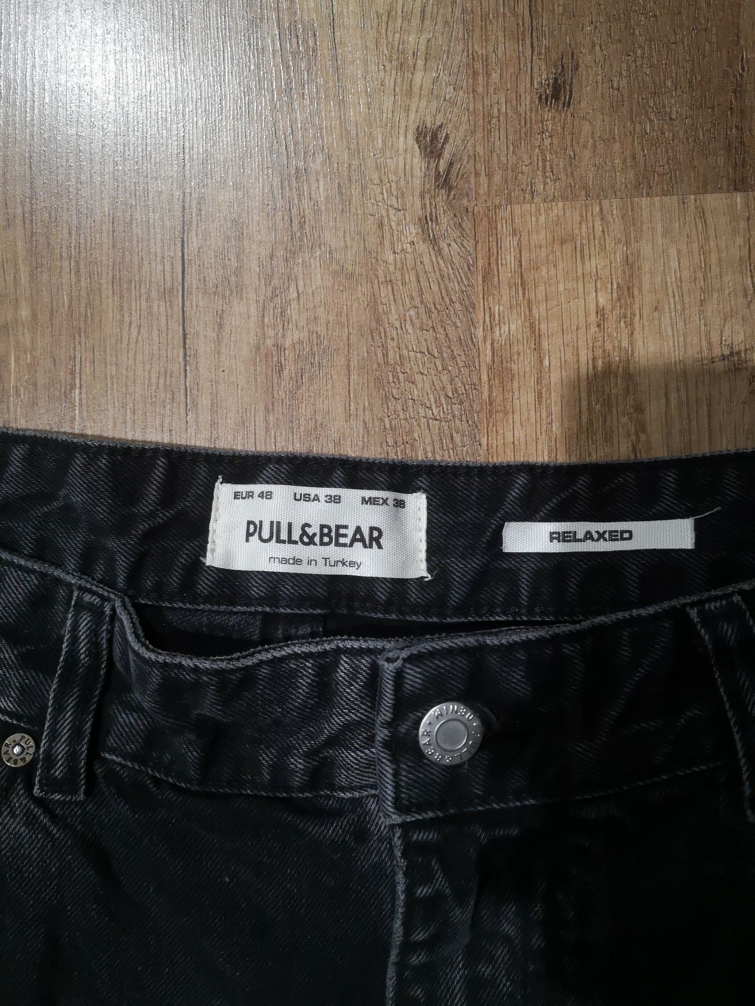 blugi pull and bear (bărbați)