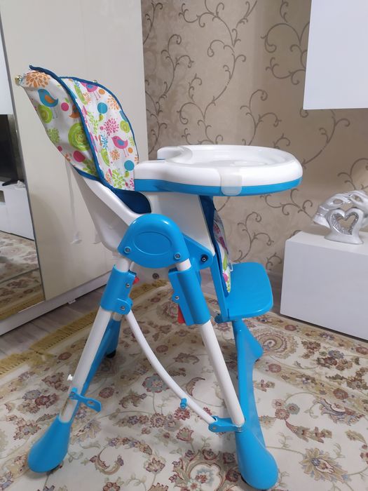 Продам Столик для кормления